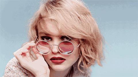 嘿，“请朋友点赞”记得一定要发红包~