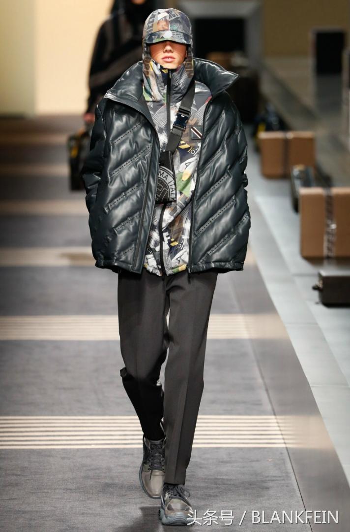 fendi芬迪2018春夏时装秀,芬迪fendi2016秋冬时装秀