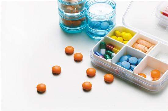 适合肝病患者吃的感冒药有哪些,肝病患者感冒该不该吃感冒药