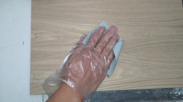 水性木器漆修色全部过程,水性木器漆白色涂出来是什么效果