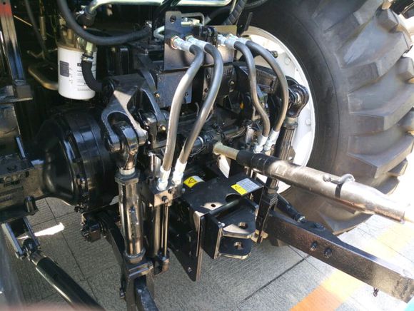 2018款雷沃欧豹1104拖拉机视频,欧豹雷沃1804拖拉机视频