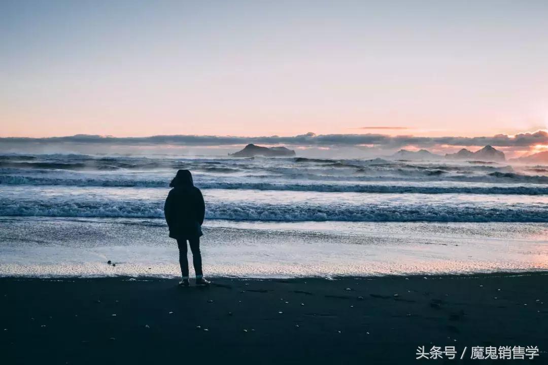 给现在迷茫的你一点建议,未来的路很迷茫该怎么回答对方