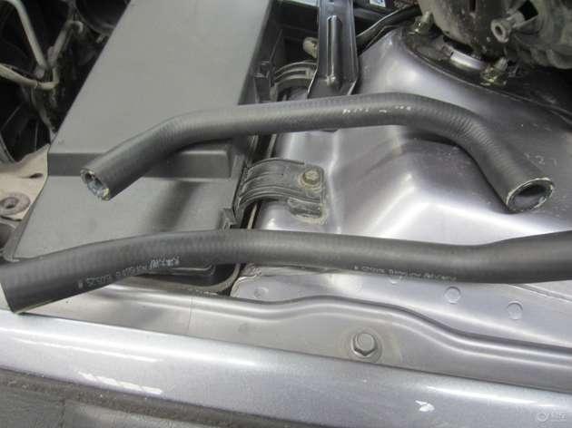 2009款奔腾b50自动优点和缺点,2011奔腾b50自动挡百公里油耗