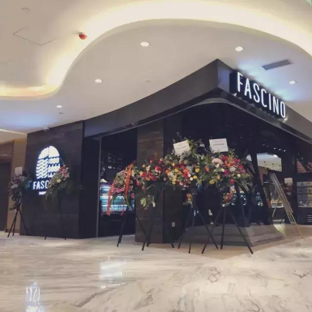 南京西路上高逼格优惠美食轮流来一圈，轻松躲避前任大军