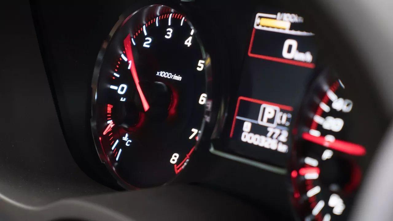 斯巴鲁翼豹2011款2.5twrxsti,斯巴鲁翼豹wrx测试