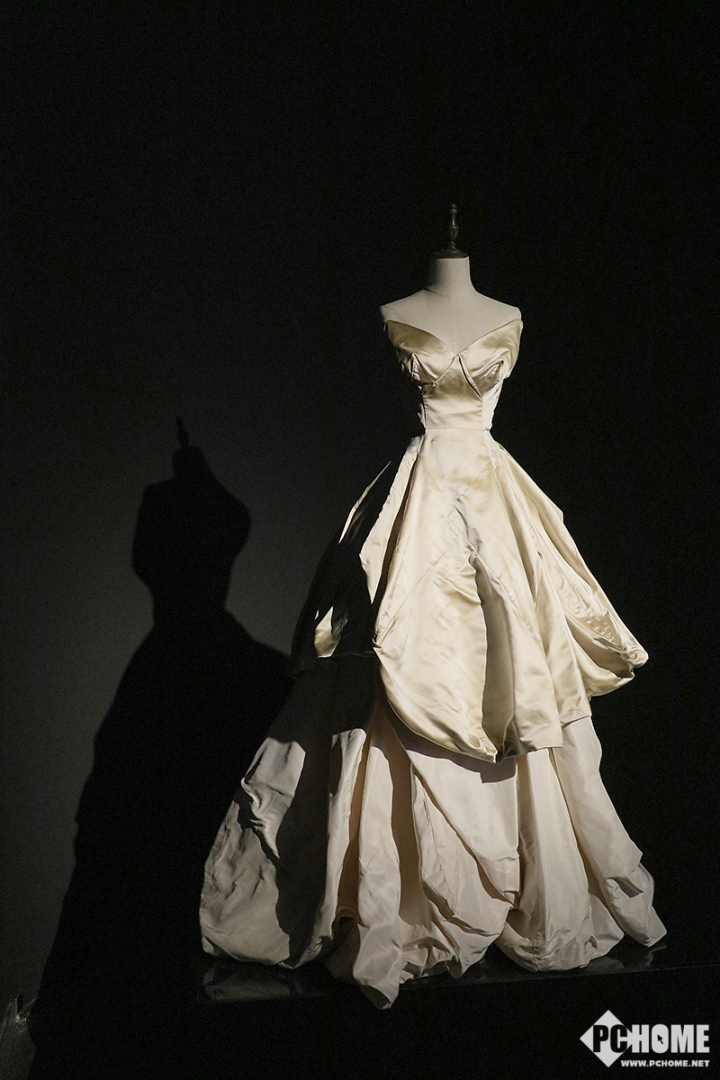 佳能eosm6markii,佳能6d镜头推荐便宜