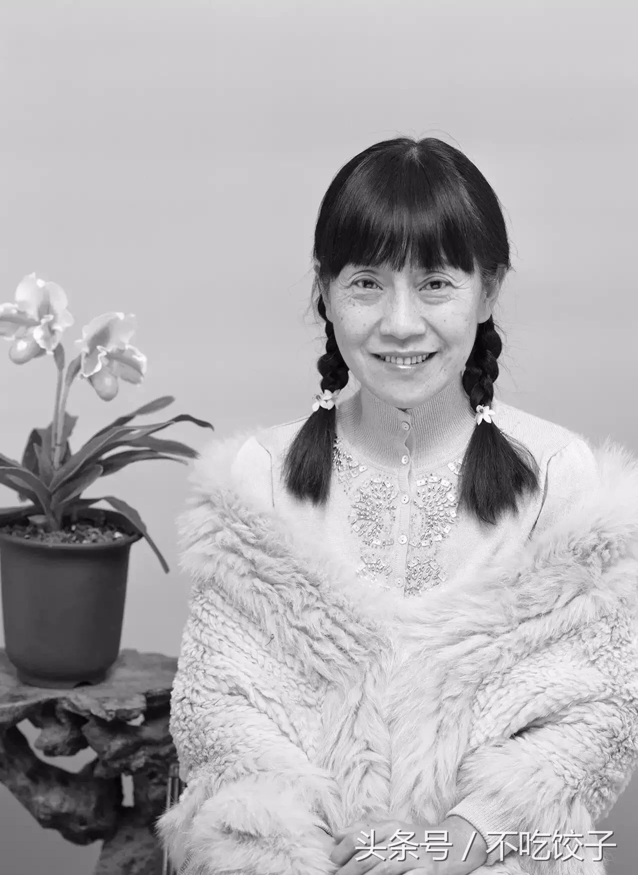 一天只能出2张照片，一张照片要2万，却可以传承100年