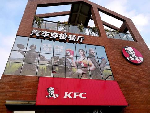 cf手游单挑能扔两个手雷,cf手游能一起玩的队友