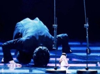 张艺兴大方澄清过往传闻,张艺兴发文内涵