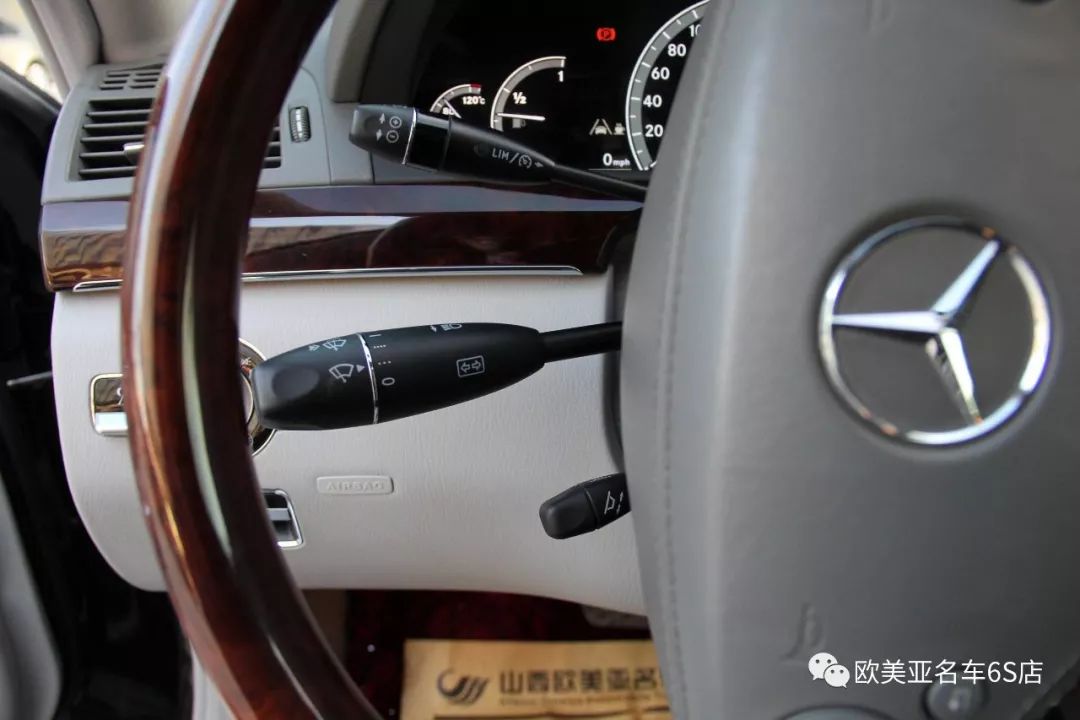 40万奔驰中型轿车哪款最好,45万的奔驰轿车