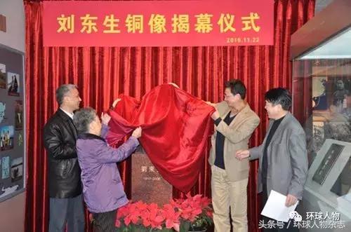 看了民盟主席丁仲礼才知道，什么是读书人的文气与霸气