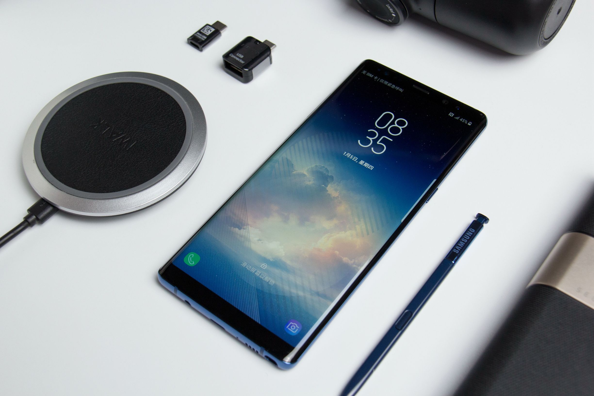 三星note 8跟s8有区别吗 (三星s8好还是红米note8pro好)