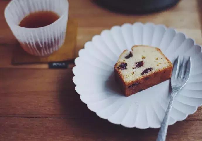 年前可丢掉家里用的旧锅吗,过年丢掉旧盘子旧碗