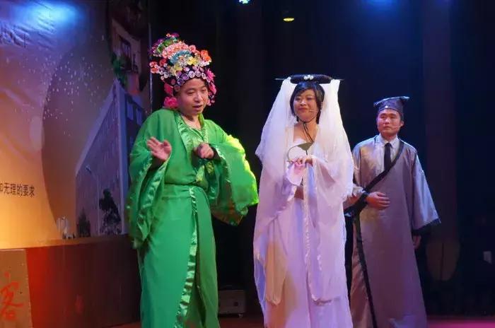 单人年会创意节目简单易学完整版,年会节目创意2021新节目男女混合