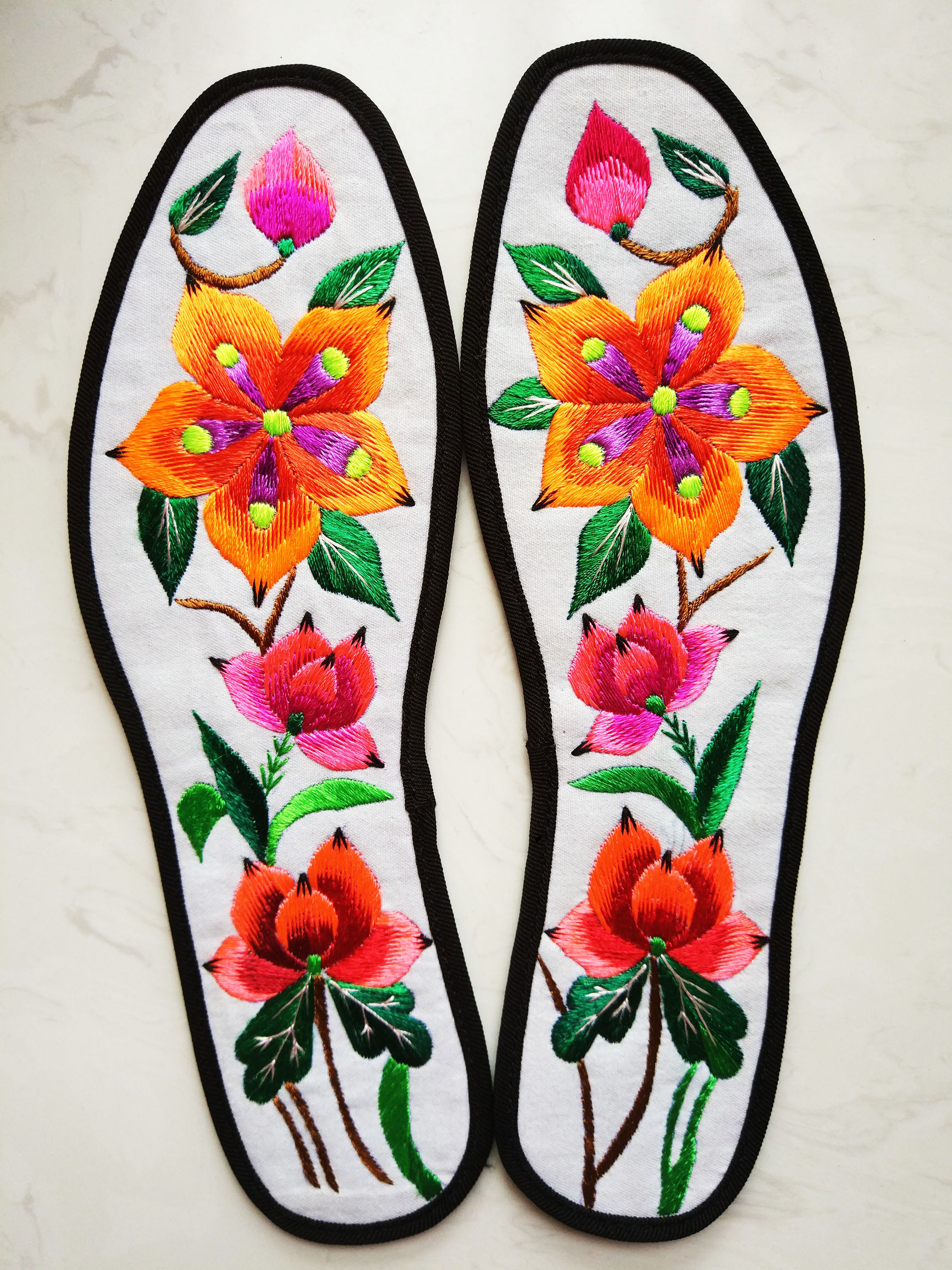 甘肃庆阳结婚纯手工鞋垫,甘肃正宗绣花鞋垫图片