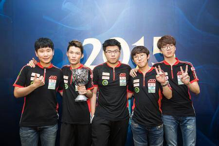 lol历史上最吸粉的队伍上远古WE，还是OMG或是S5EDG