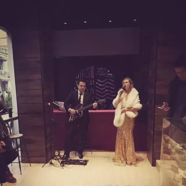 南京西路上高逼格优惠美食轮流来一圈，轻松躲避前任大军