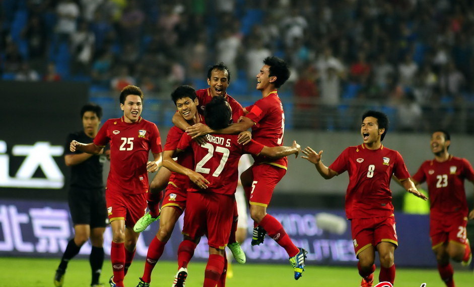 中国和泰国足球综合实力谁更强,国足和泰国足球队的实力有多大