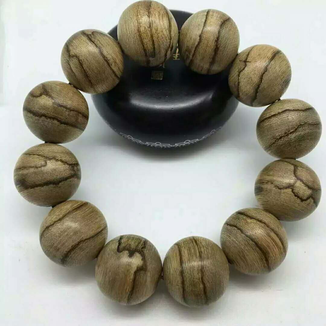 加里曼丹沉香手串有什么寓意,加里曼丹沉香108颗手串怎么搭配