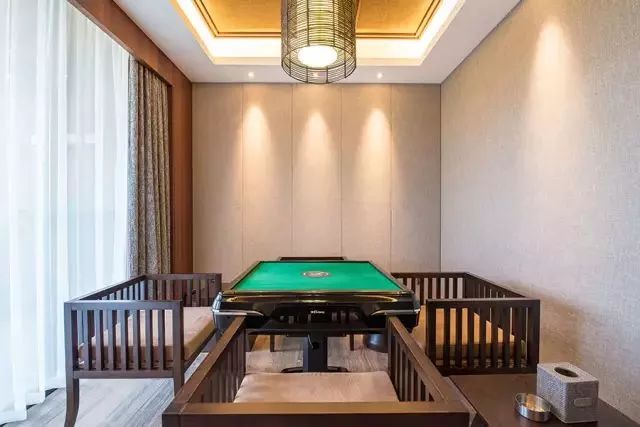 附近的旅游景点温泉自助餐一体,附近吃喝玩乐一体的温泉