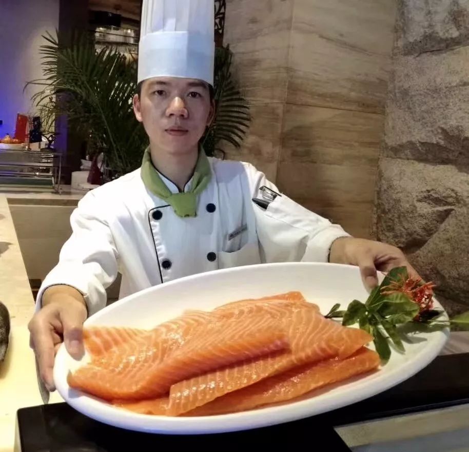 附近的旅游景点温泉自助餐一体,附近吃喝玩乐一体的温泉