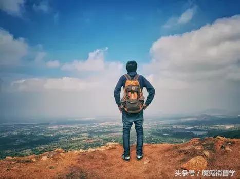 给现在迷茫的你一点建议,未来的路很迷茫该怎么回答对方