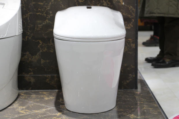 法恩莎卫浴旗舰店马桶,法恩莎卫浴新展厅马桶区