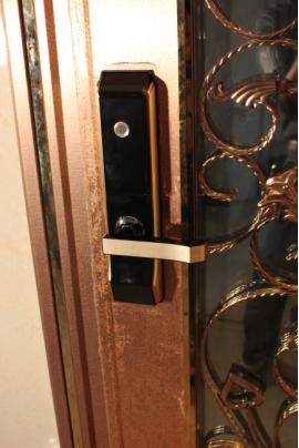 初识智能,智能密码锁安装说明