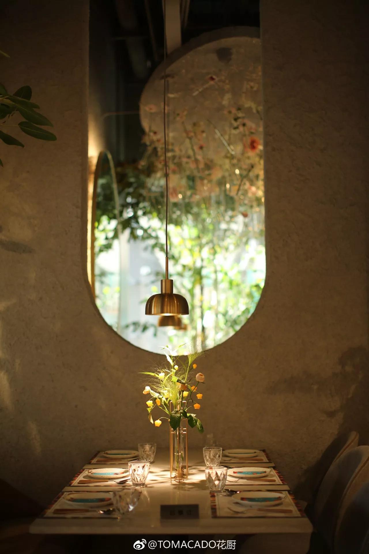 花店不赚钱为什么那么多人做,花店主要是靠什么挣钱