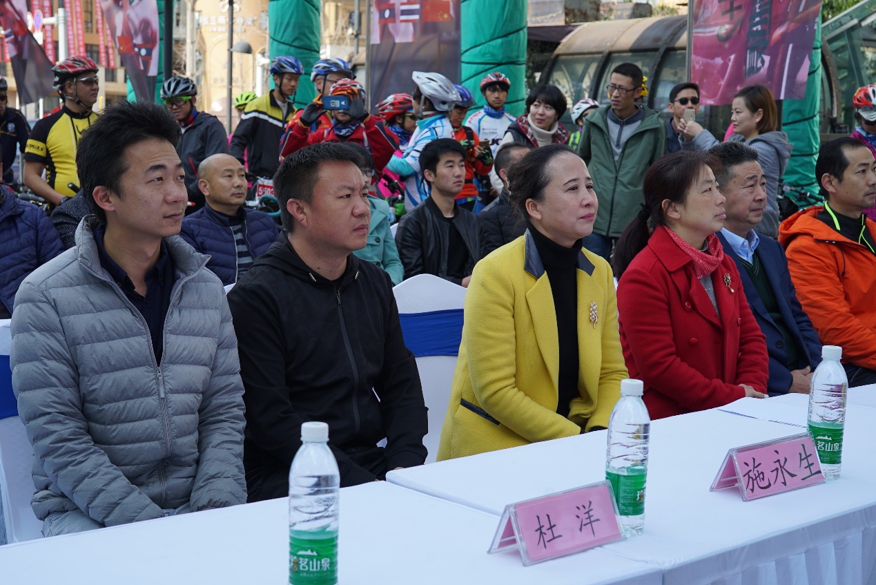 东盟国际山地自行车赛在防城港,2019环中国国际公路自行车赛开赛