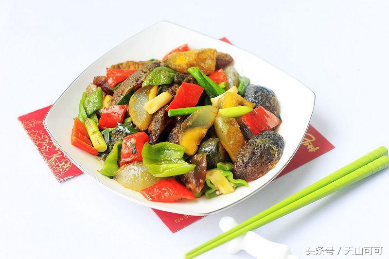 自己做的皮蛋有苦涩味怎么办,皮蛋怎么吃起来很涩