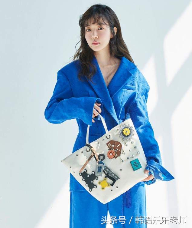 OL都揹这个上班《韩国上班族最爱COURONNE包》让你也可以自体发光