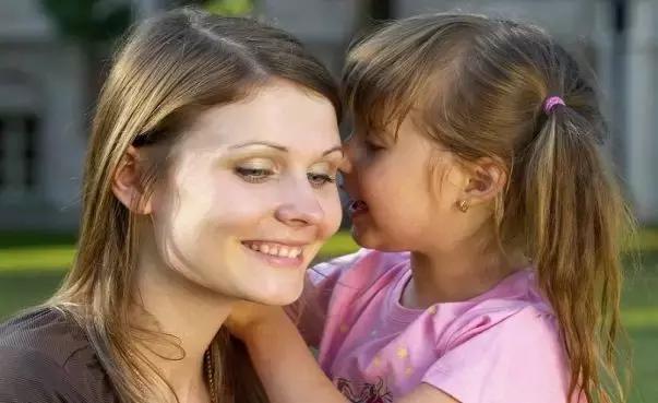 愿意倾听孩子的心声的句子,懂得和学会倾听孩子的心声