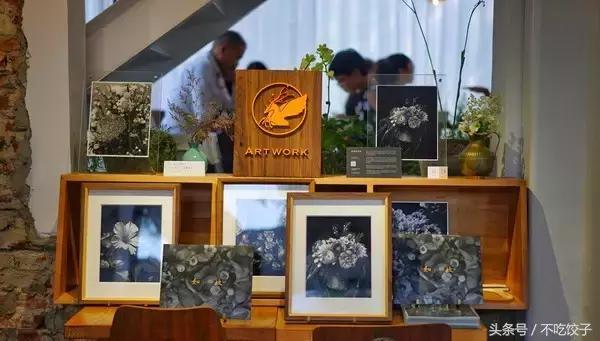 一天只能出2张照片，一张照片要2万，却可以传承100年