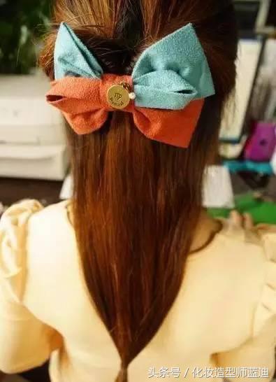 适合披着的扎发,披头散发怎么扎简单又漂亮