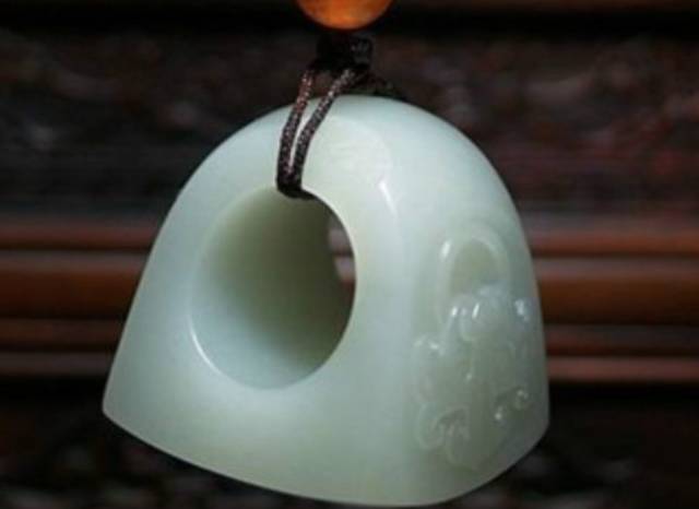 教你如何六招完美识别俄罗斯玉