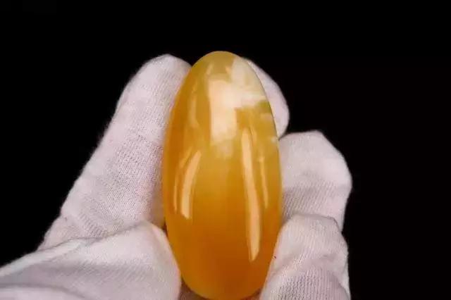 蜜蜡裂纹,琥珀蜜蜡有裂纹怎么办