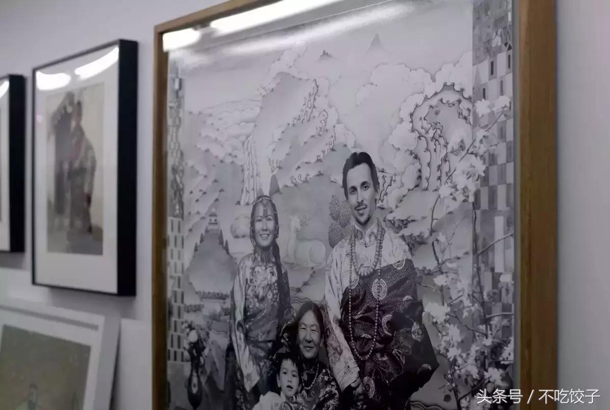 一天只能出2张照片，一张照片要2万，却可以传承100年