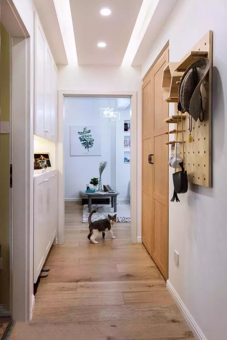 60平北欧小两居室,床头柜非常有设计感