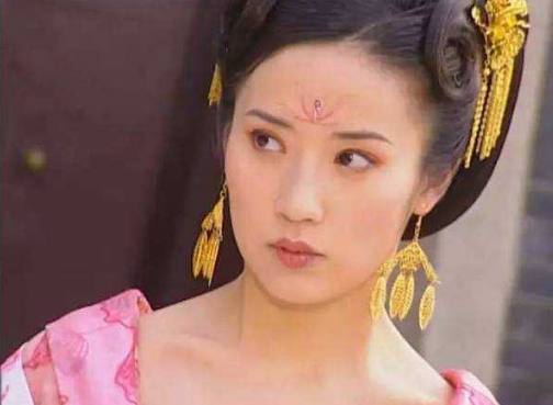 至尊红颜贾静雯与赵卓吻戏,至尊红颜贾静雯和杨童舒