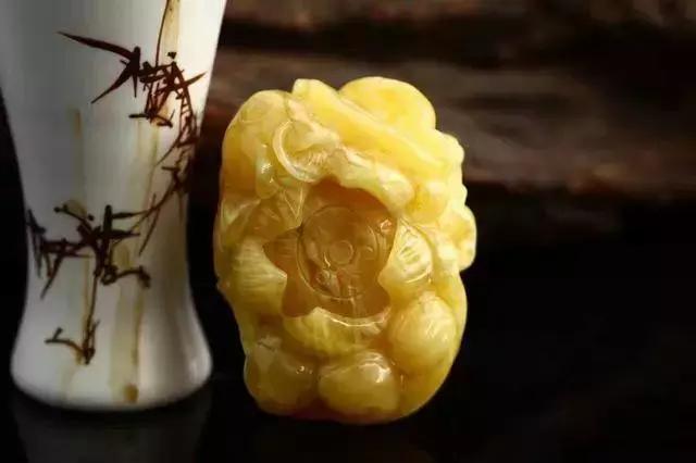 蜜蜡裂纹,琥珀蜜蜡有裂纹怎么办