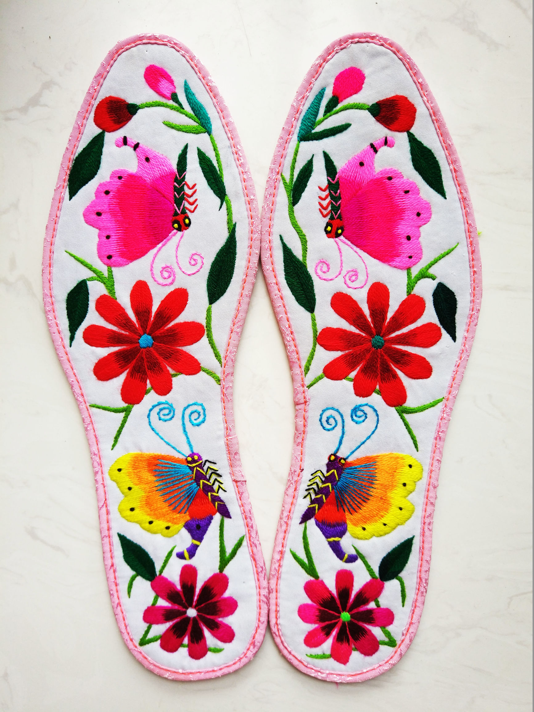 甘肃庆阳结婚纯手工鞋垫,甘肃正宗绣花鞋垫图片