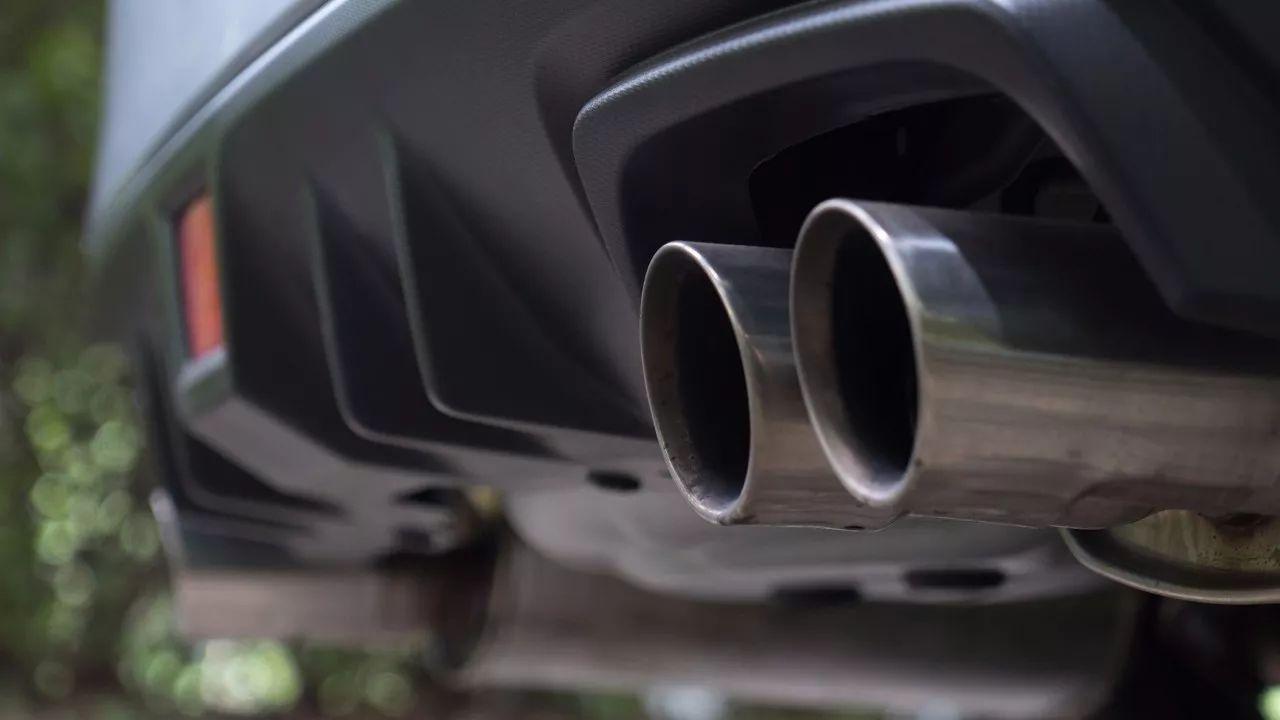 斯巴鲁翼豹2011款2.5twrxsti,斯巴鲁翼豹wrx测试