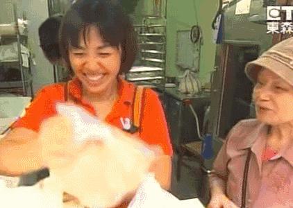 这间有故事的“网红”素包子铺,让全台湾的人都来排队