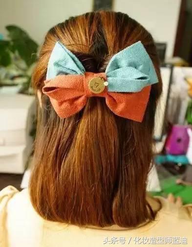 适合披着的扎发,披头散发怎么扎简单又漂亮