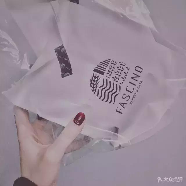 南京西路上高逼格优惠美食轮流来一圈，轻松躲避前任大军