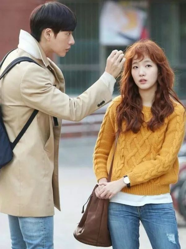 戴dw手表会被人家笑吗,戴dw很没面子