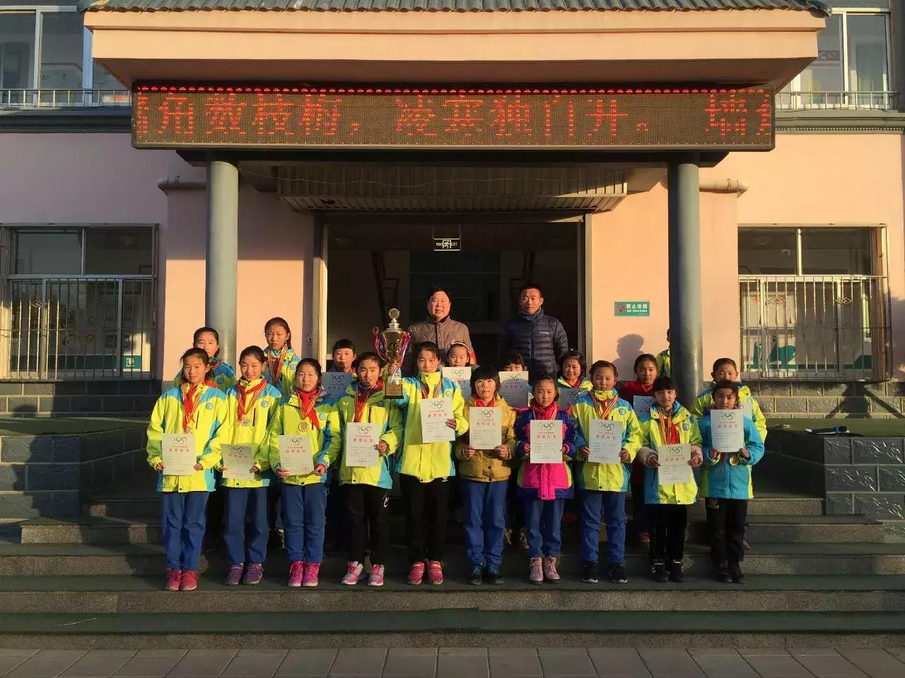 校园足球成为新名片,足球小将新秀崛起自创人物