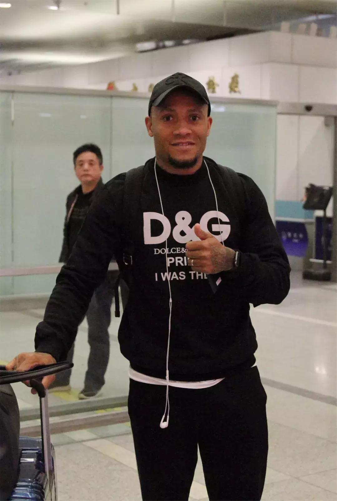 绿城足球最新消息新闻,锋霸加盟皇马了吗