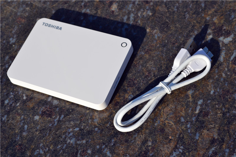 东芝canvio移动硬盘,东芝移动硬盘选择哪款